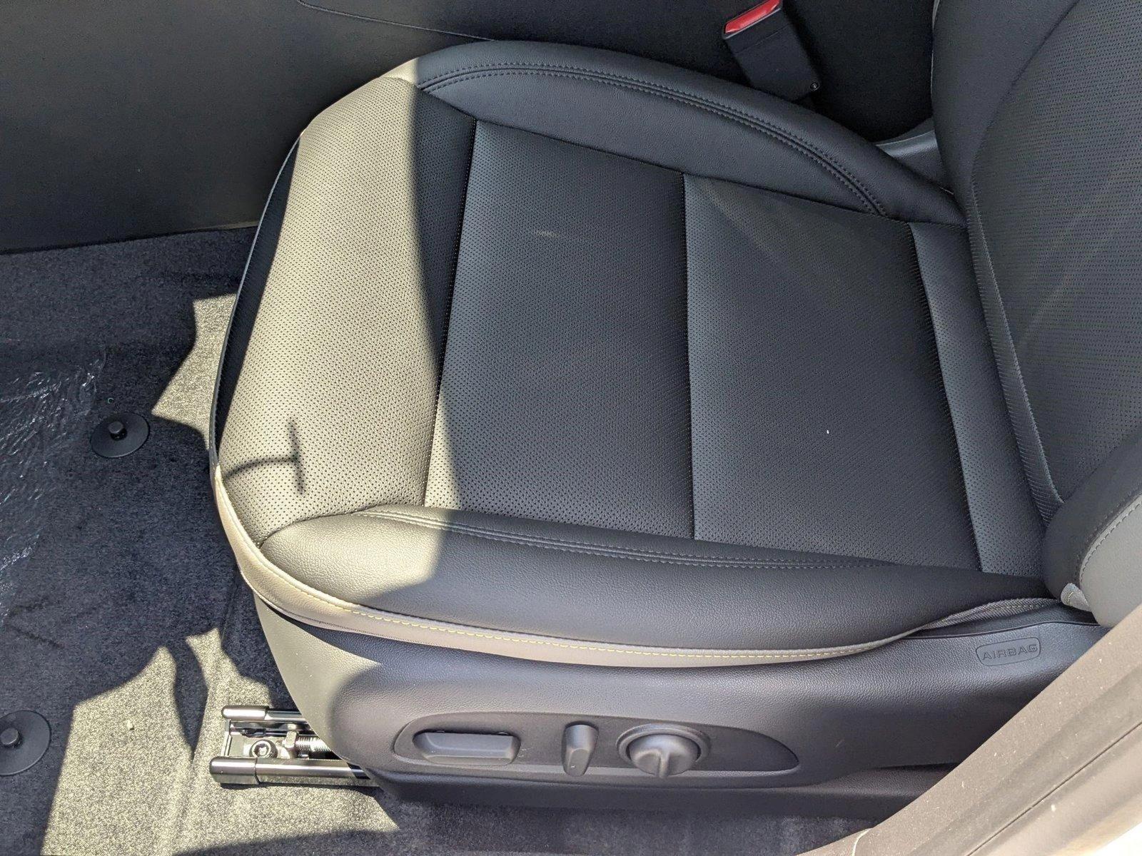 2025 Chevrolet Trax Vehicle Photo in PEMBROKE PINES, FL 33024-6534