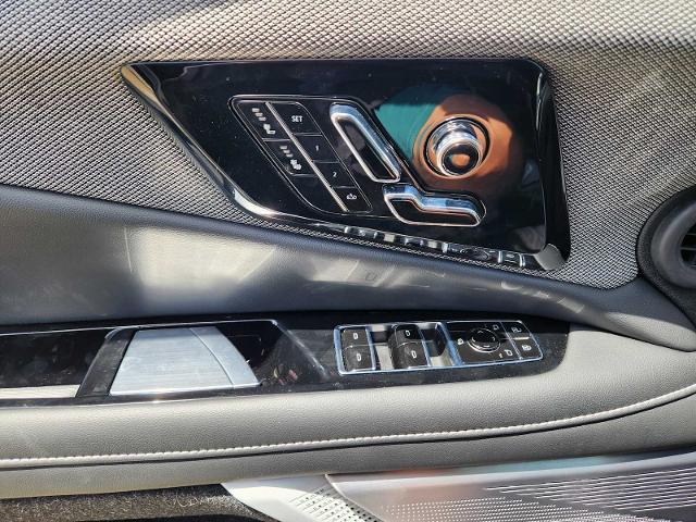 2025 Cadillac OPTIQ Vehicle Photo in HOUSTON, TX 77079