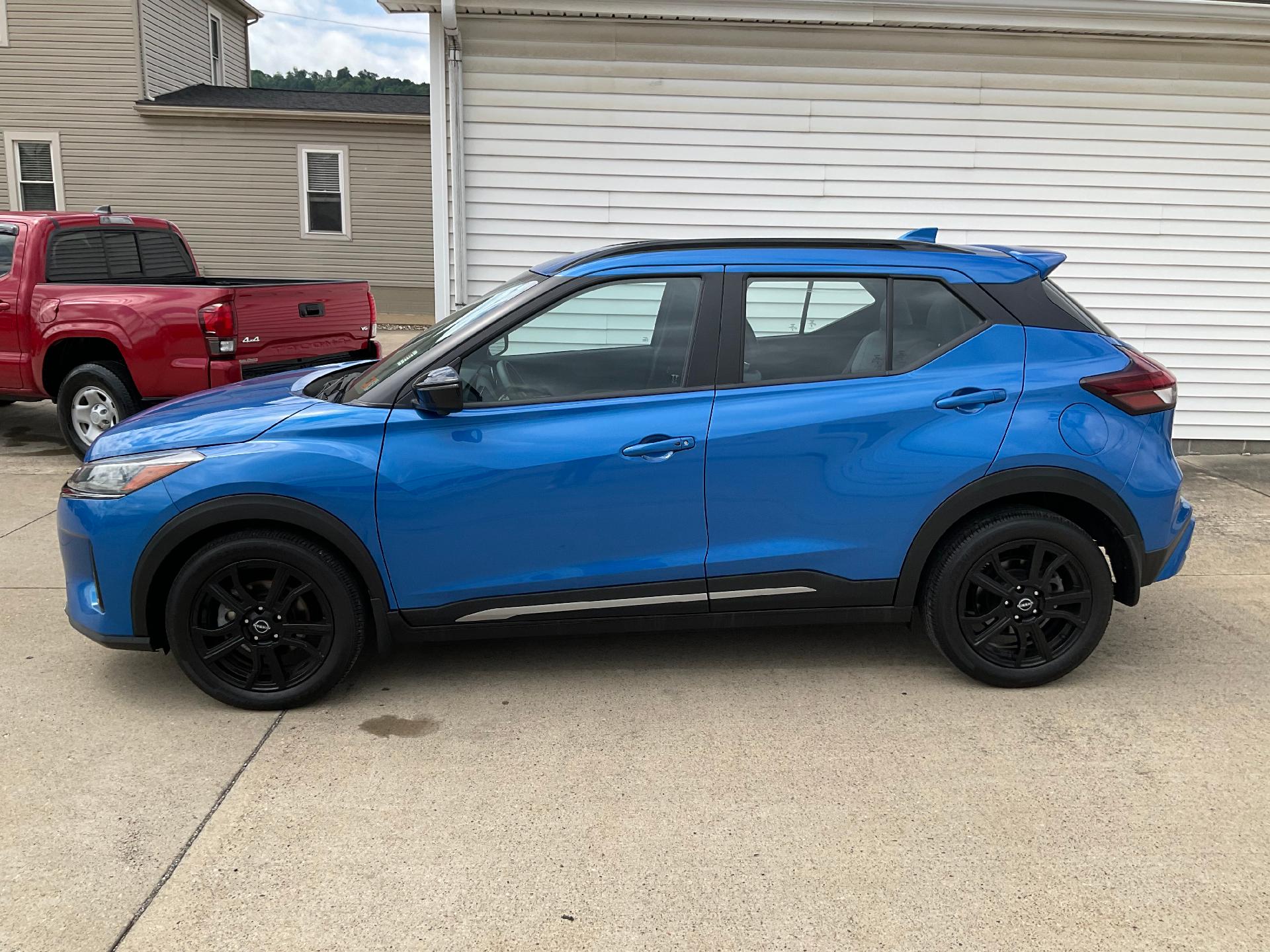 Used 2024 Nissan Kicks SR with VIN 3N1CP5DV4RL547917 for sale in Moundsville, WV