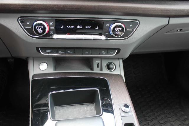 2022 Audi Q5 Vehicle Photo in HOUSTON, TX 77090