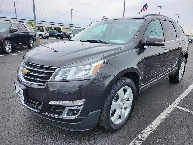 2017 Chevrolet Traverse Vehicle Photo in GREEN BAY, WI 54304-5303