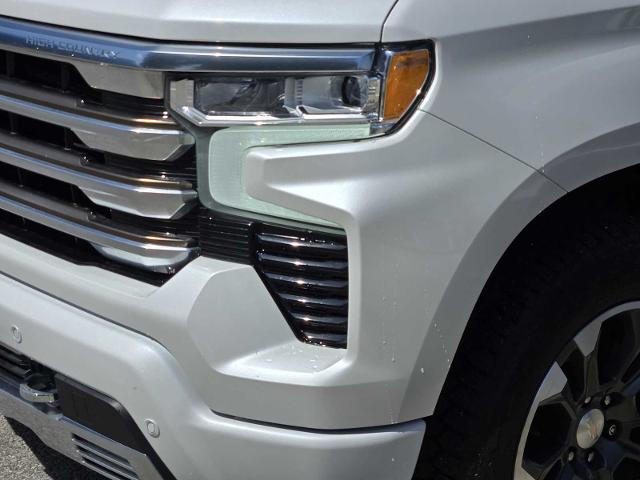 2022 Chevrolet Silverado 1500 Vehicle Photo in DENTON, TX 76210-9321