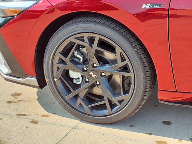 2025 Hyundai ELANTRA Vehicle Photo in Peoria, IL 61615