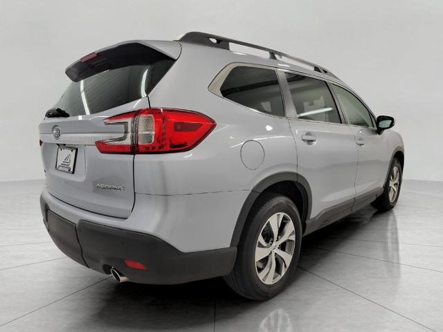 2024 Subaru Ascent Vehicle Photo in Green Bay, WI 54304