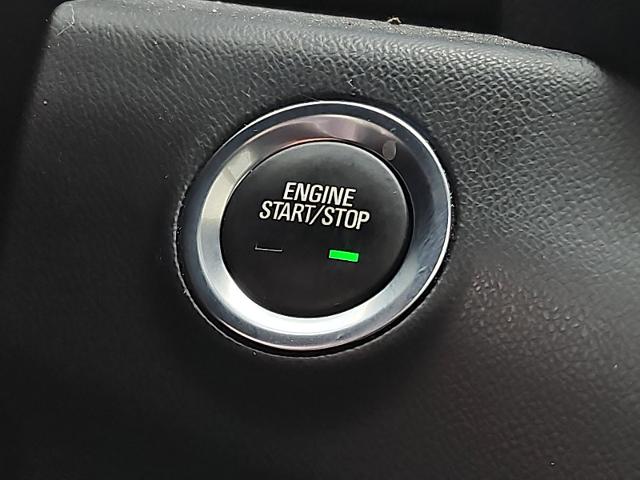 2023 GMC Terrain Vehicle Photo in TREVOSE, PA 19053-4984