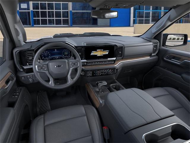 2025 Chevrolet Silverado 1500 Vehicle Photo in ENGLEWOOD, CO 80113-6708