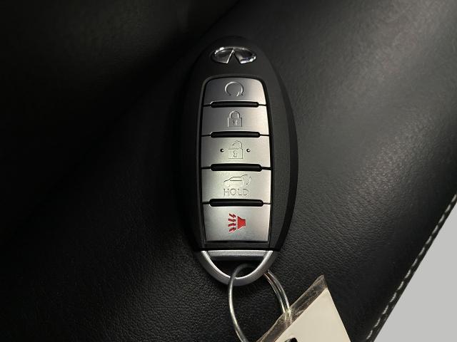 2022 INFINITI QX80 Vehicle Photo in Appleton, WI 54913