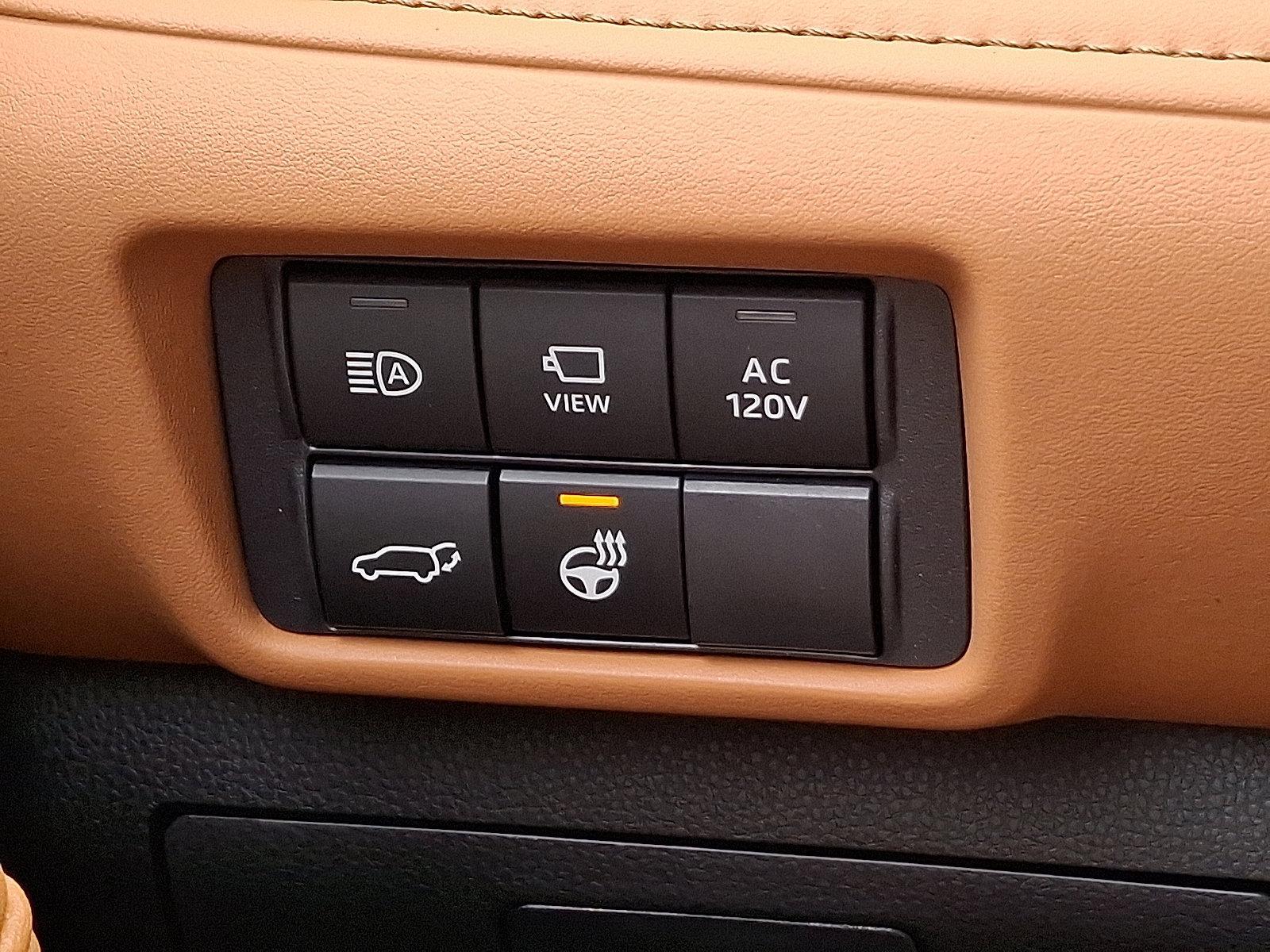 2025 Toyota Highlander Vehicle Photo in Trevose, PA 19053