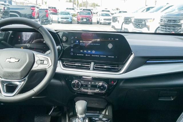 2025 Chevrolet Trax Vehicle Photo in VENTURA, CA 93003-8585