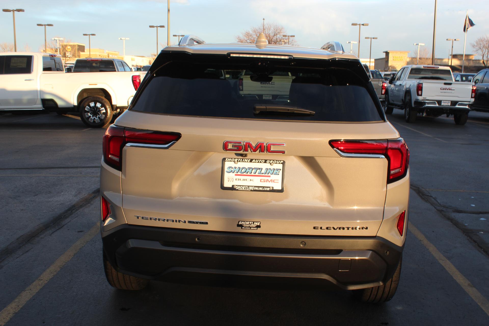 2025 GMC Terrain Vehicle Photo in AURORA, CO 80012-4011