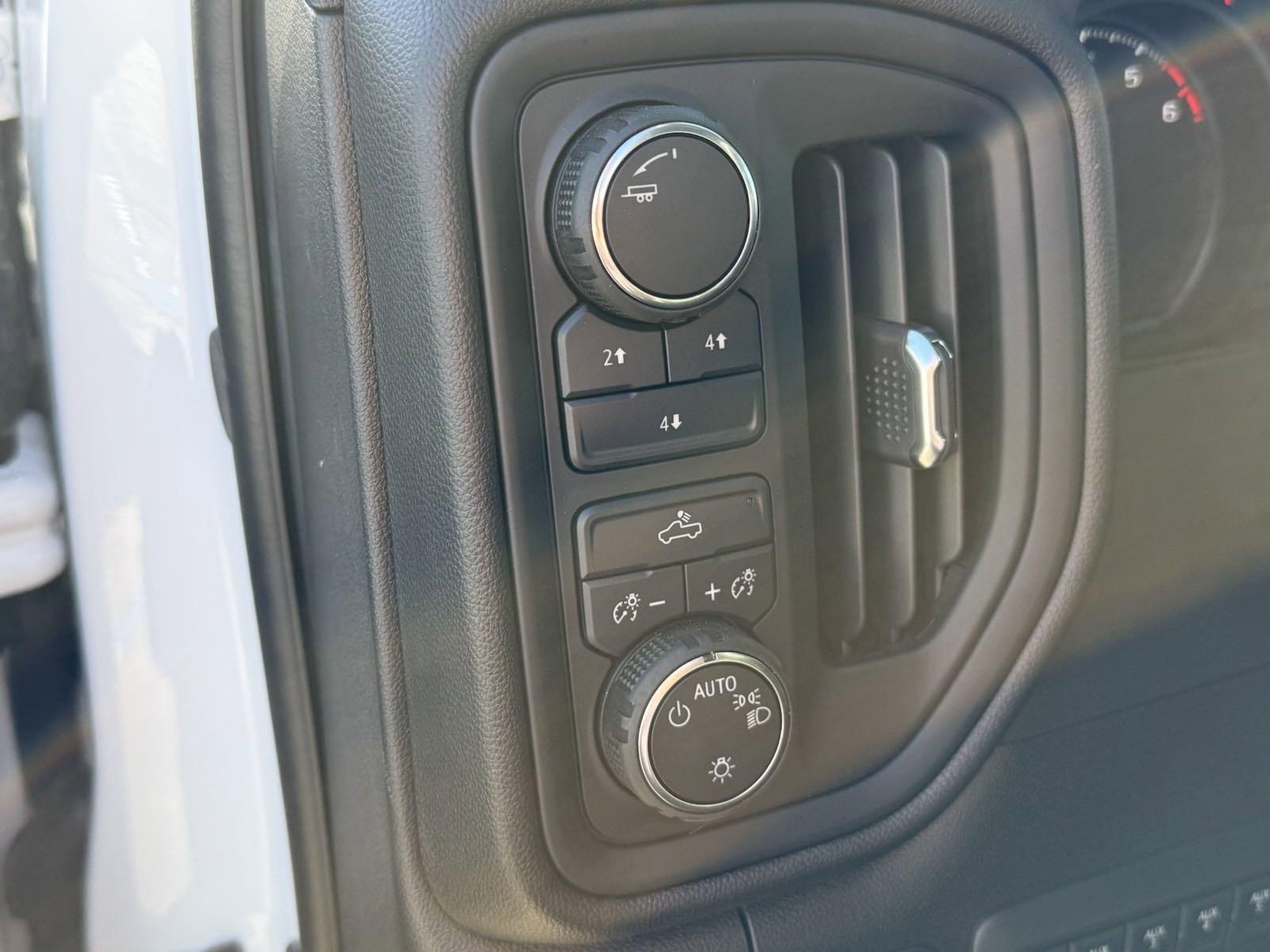 2024 Chevrolet Silverado 2500 HD Vehicle Photo in GEORGETOWN, TX 78626-7508