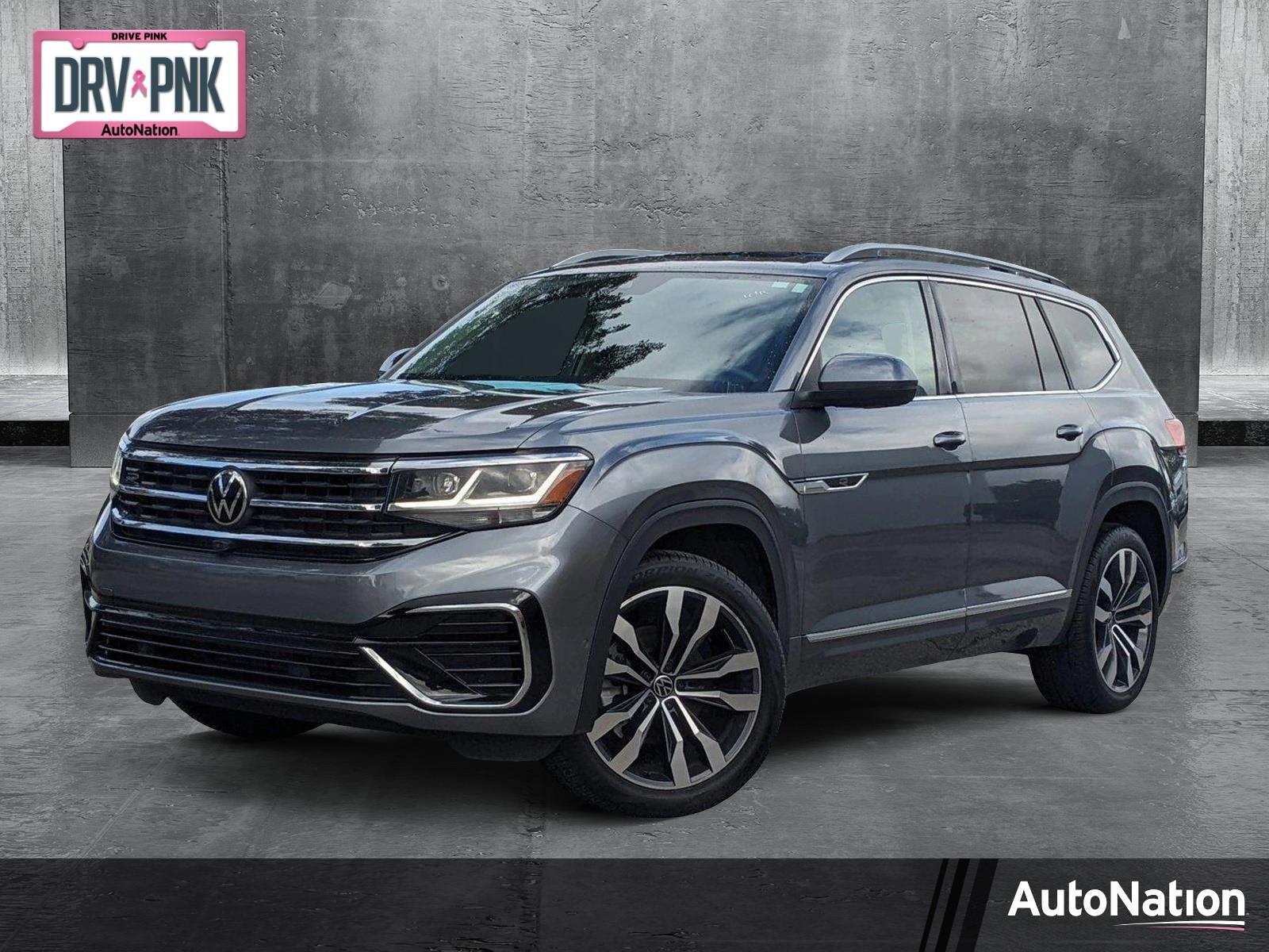 2022 Volkswagen Atlas Vehicle Photo in GREENACRES, FL 33463-3207