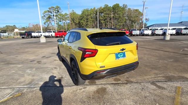 2025 Chevrolet Trax Vehicle Photo in CROSBY, TX 77532-9157