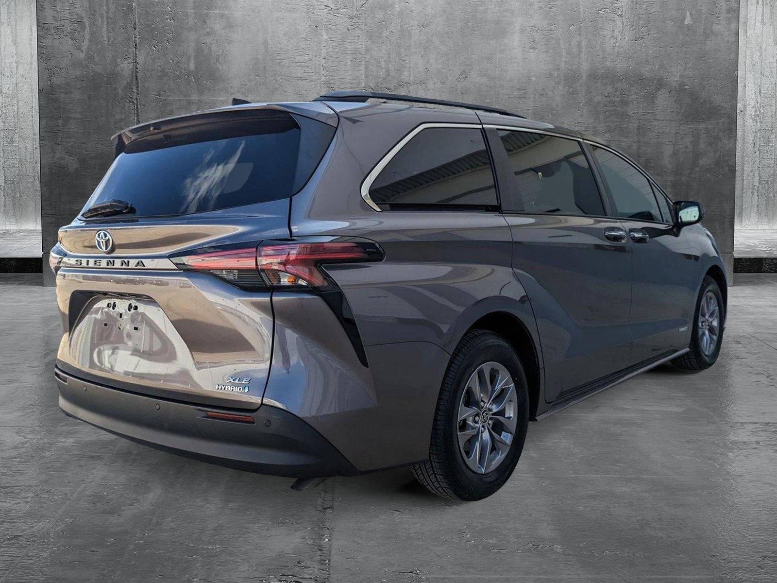 2021 Toyota Sienna Vehicle Photo in Winter Park, FL 32792