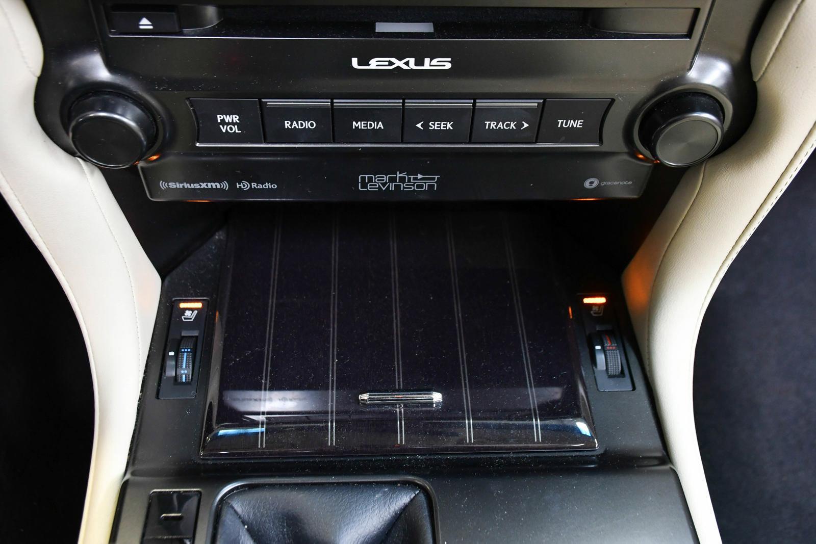 2023 Lexus GX 460 Vehicle Photo in DALLAS, TX 75235