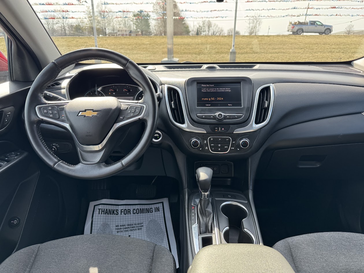 2022 Chevrolet Equinox Vehicle Photo in BOONVILLE, IN 47601-9633