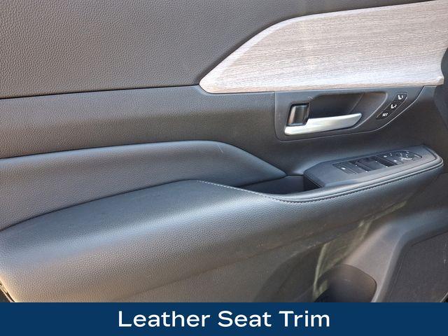 2024 Toyota Grand Highlander Vehicle Photo in DANBURY, CT 06810-5034