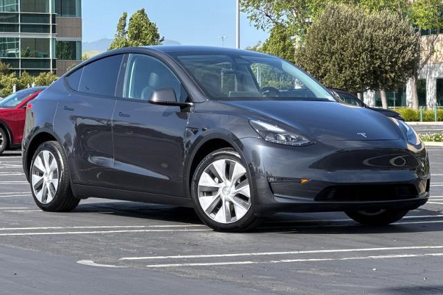 Used 2024 Tesla Model Y Long Range with VIN 7SAYGDEE0RF014167 for sale in Pleasanton, CA