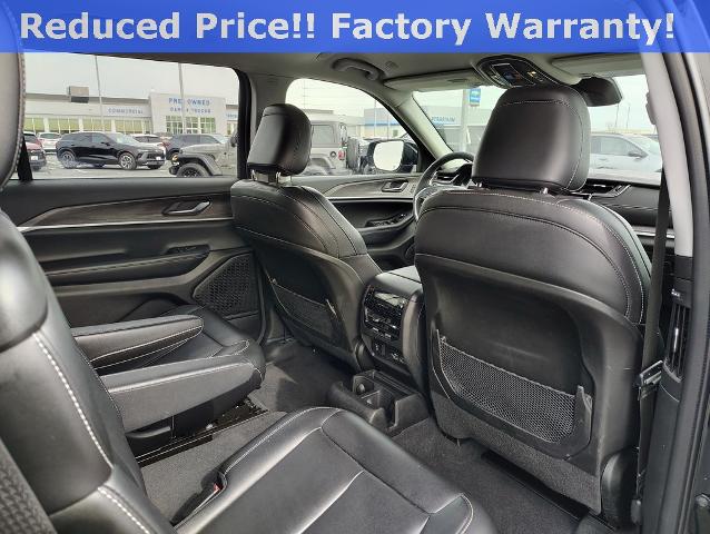 2023 Jeep Grand Cherokee L Vehicle Photo in GREEN BAY, WI 54304-5303