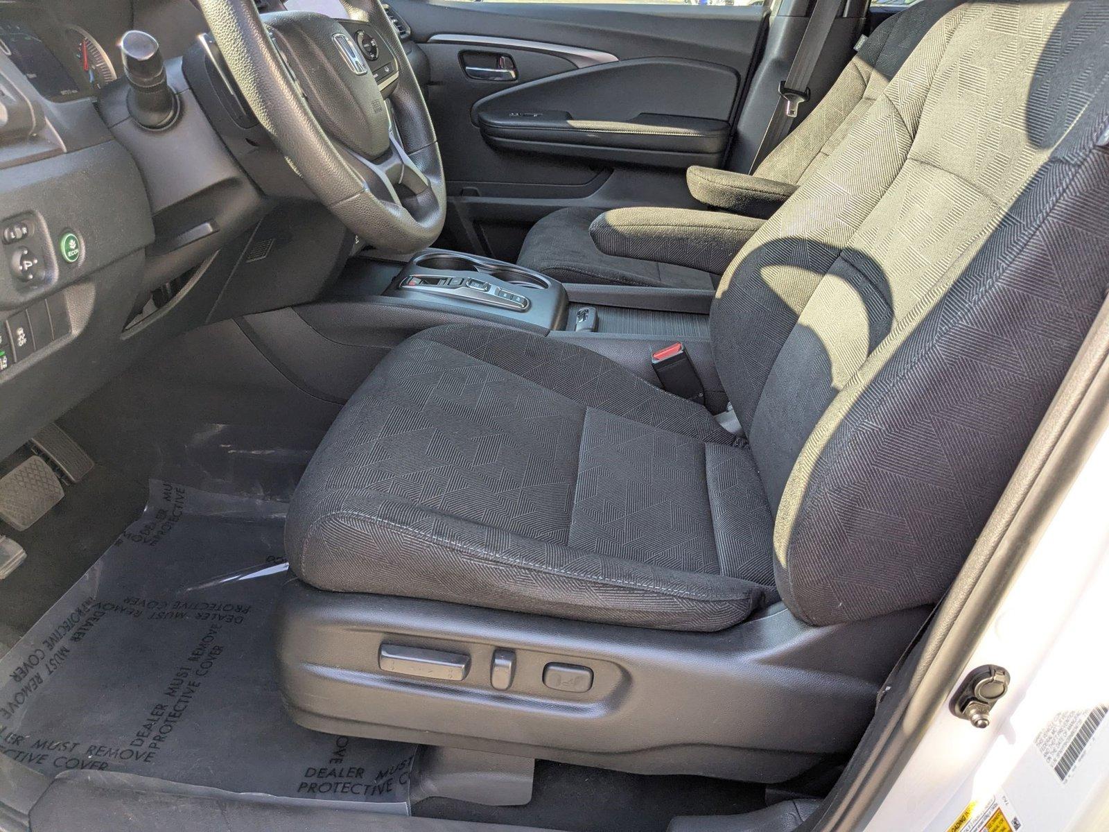 2022 Honda Pilot Vehicle Photo in Miami, FL 33015