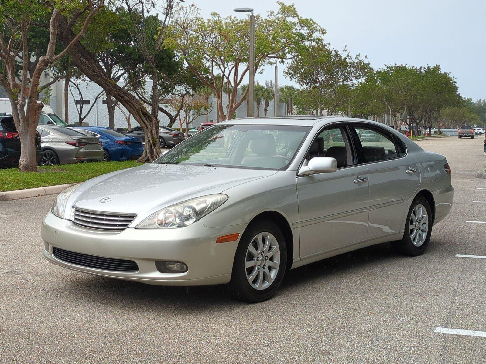 2002 Lexus ES 300 Vehicle Photo in West Palm Beach, FL 33417