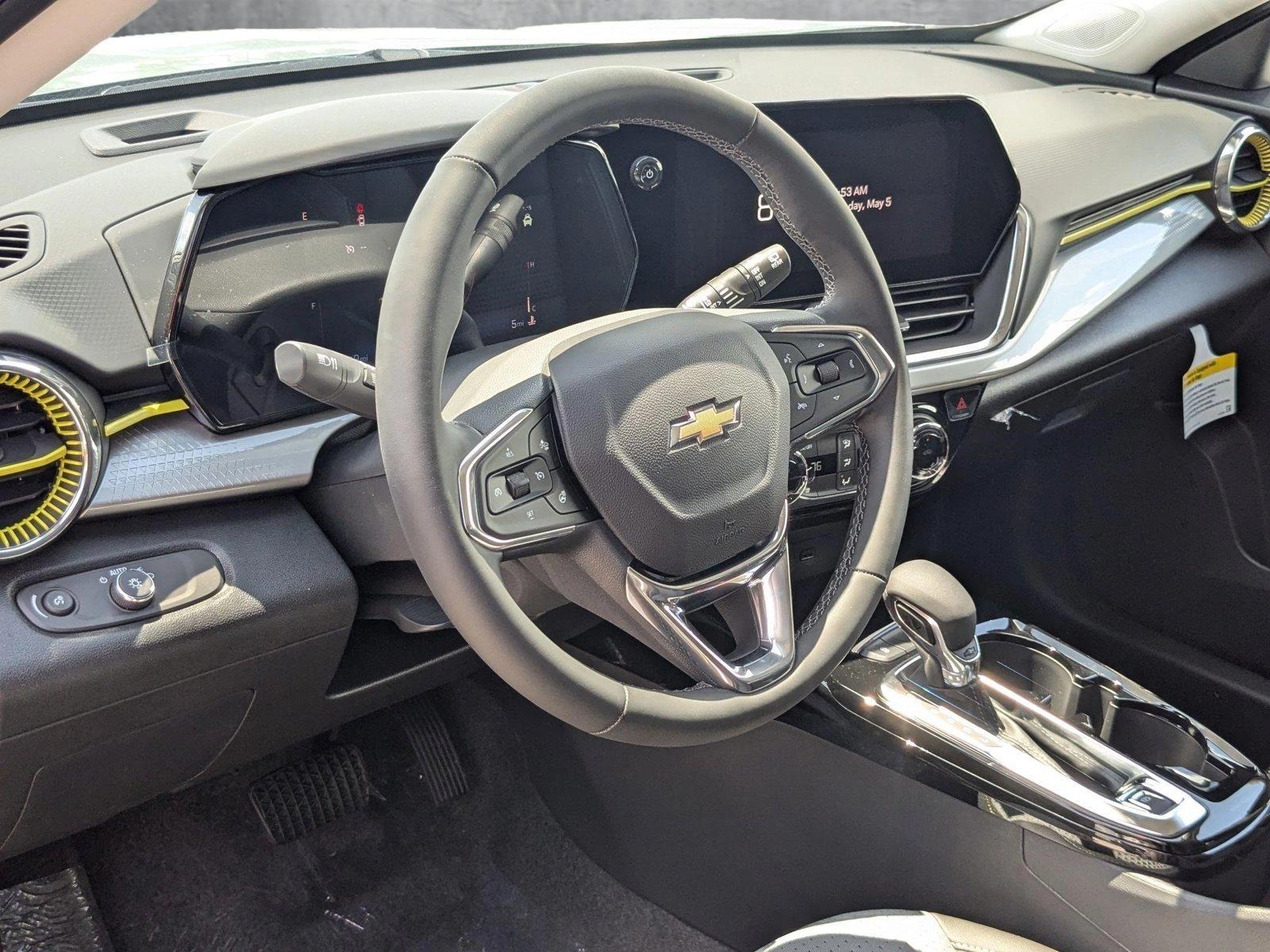 2025 Chevrolet Trax Vehicle Photo in MIAMI, FL 33134-2699