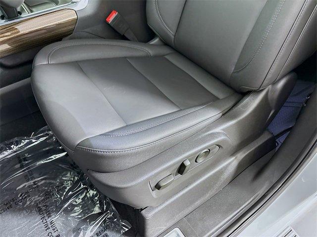 2025 Chevrolet Silverado 1500 Vehicle Photo in PUYALLUP, WA 98371-4149