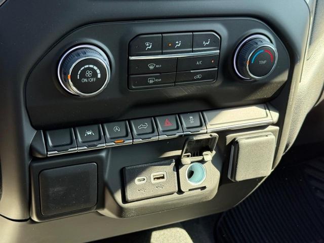 2025 Chevrolet Silverado 1500 Vehicle Photo in COLUMBIA, MO 65203-3903