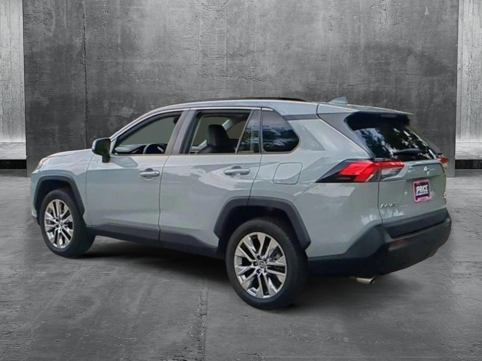 2020 Toyota RAV4 Vehicle Photo in West Palm Beach, FL 33417