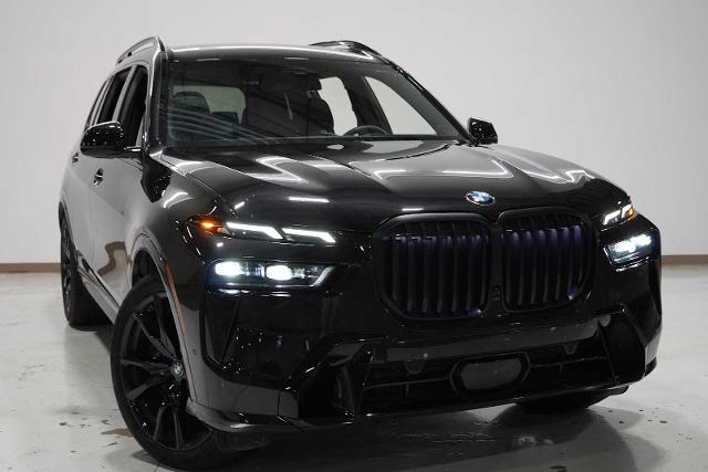 2025 BMW X7 xDrive40i Vehicle Photo in GRAPEVINE, TX 76051