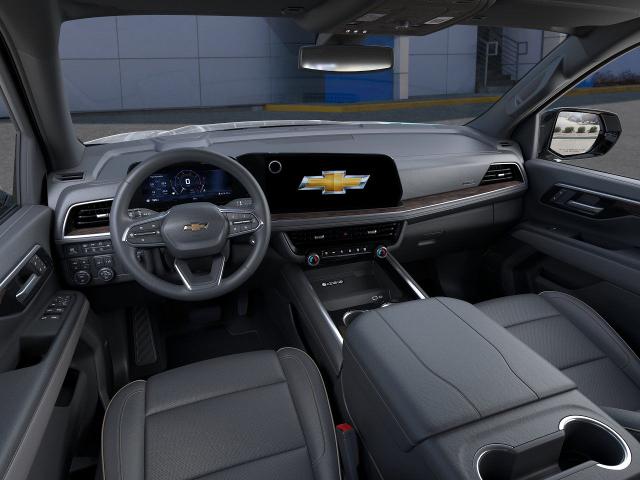 2025 Chevrolet Suburban Vehicle Photo in KANSAS CITY, MO 64114-4502