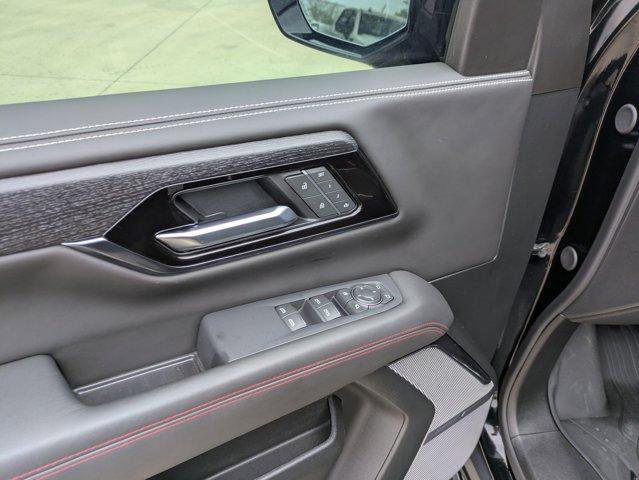 2025 GMC Yukon Vehicle Photo in SELMA, TX 78154-1459
