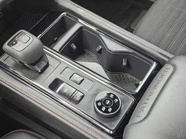 2023 Nissan Pathfinder Vehicle Photo in Fort Worth, TX 76132