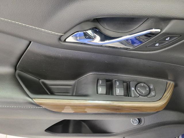 2023 GMC Acadia Vehicle Photo in NEENAH, WI 54956-2243