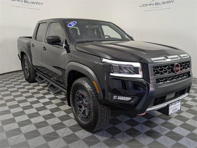 2025 Nissan Frontier Vehicle Photo in ENGLEWOOD, CO 80113-6708