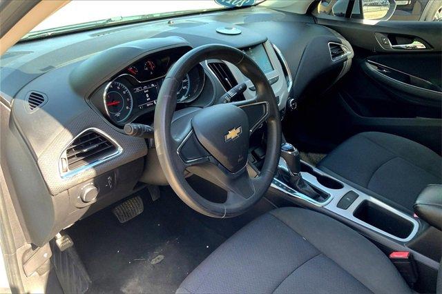 2017 Chevrolet Cruze Vehicle Photo in INDEPENDENCE, MO 64055-1314