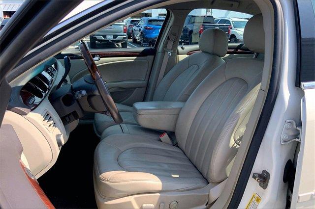 2008 Buick Lucerne Vehicle Photo in INDEPENDENCE, MO 64055-1377