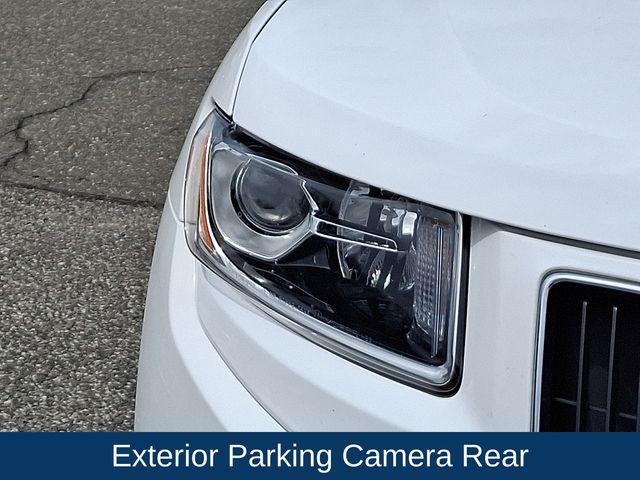 2015 Jeep Grand Cherokee Vehicle Photo in WATERTOWN, CT 06795-3318