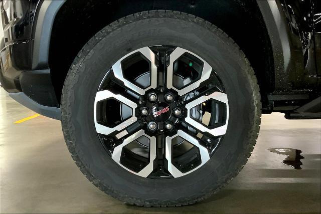 2025 GMC Canyon Vehicle Photo in KANSAS CITY, MO 64114-4545