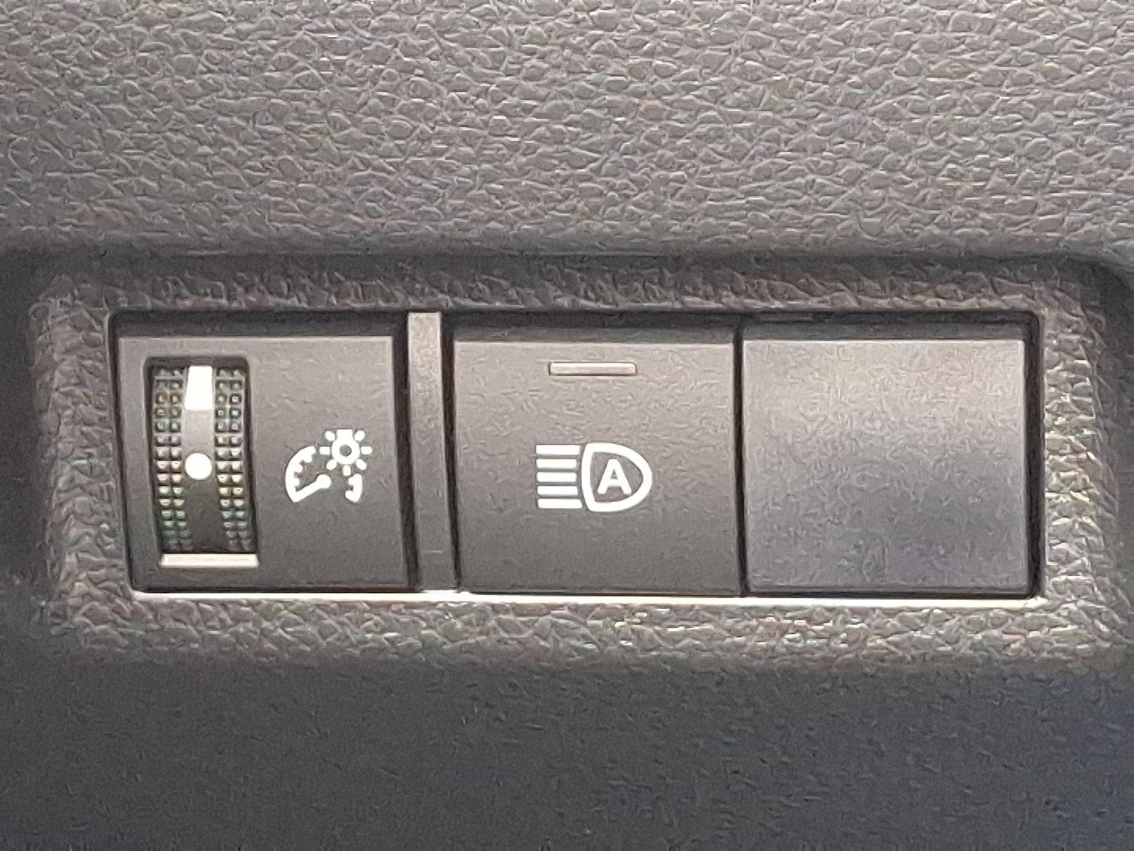 2019 Toyota RAV4 Vehicle Photo in Harrisburg, PA 17111