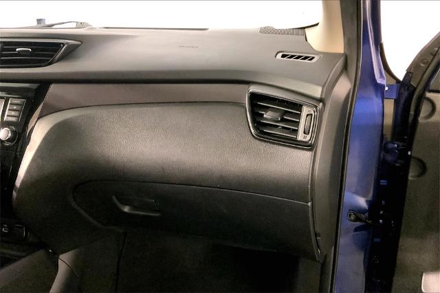 2020 Nissan Rogue Sport Vehicle Photo in Lees Summit, MO 64086