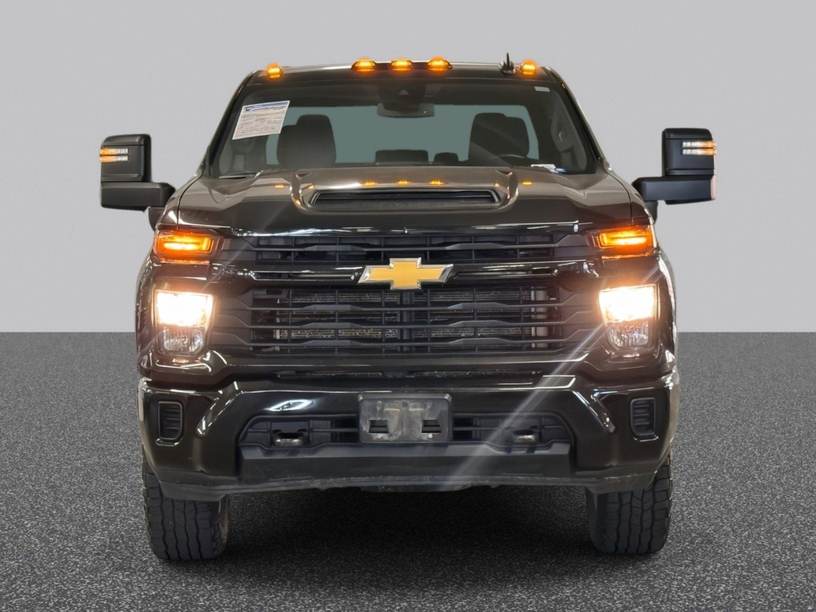 2024 Chevrolet Silverado 2500 HD Vehicle Photo in LOS ANGELES, CA 90007-3794