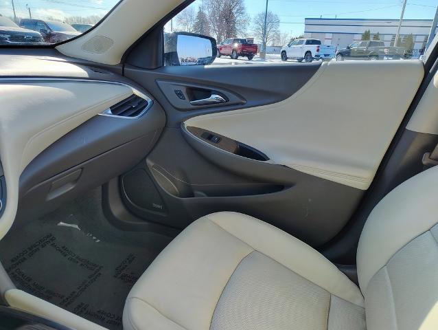 2024 Chevrolet Malibu Vehicle Photo in GREEN BAY, WI 54304-5303