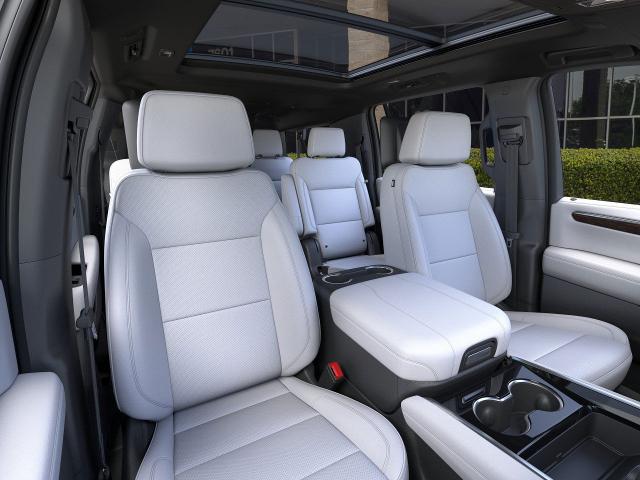 2025 Chevrolet Suburban Vehicle Photo in GEORGETOWN, TX 78626-7508