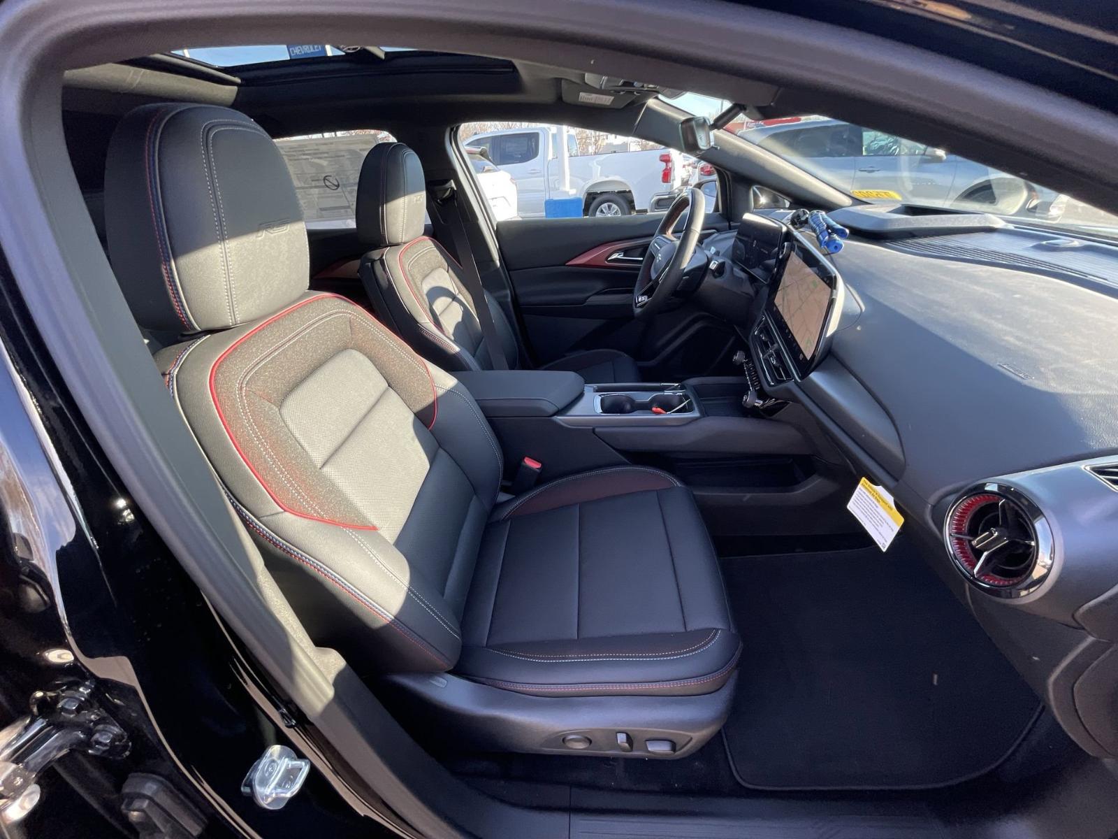 2025 Chevrolet Equinox EV Vehicle Photo in BENTONVILLE, AR 72712-4322