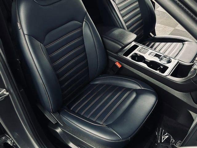 2022 Ford Edge Vehicle Photo in MEDINA, OH 44256-9631