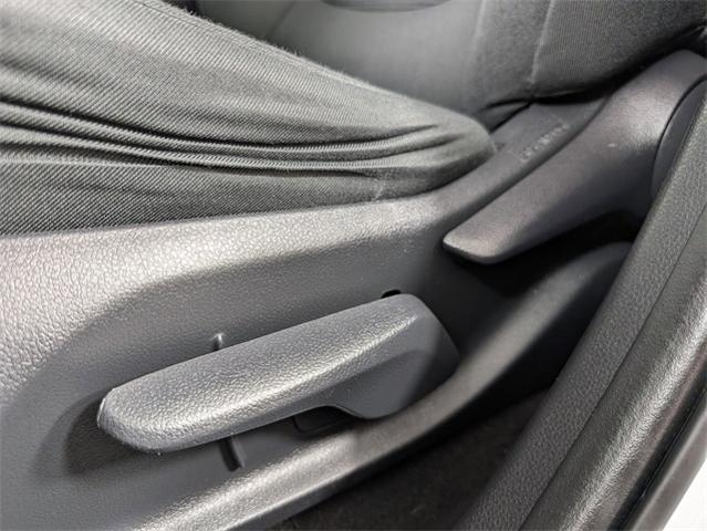 2019 Toyota RAV4 Vehicle Photo in ENGLEWOOD, CO 80113-6708