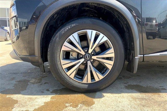 2023 Nissan Rogue Vehicle Photo in TOPEKA, KS 66609-0000