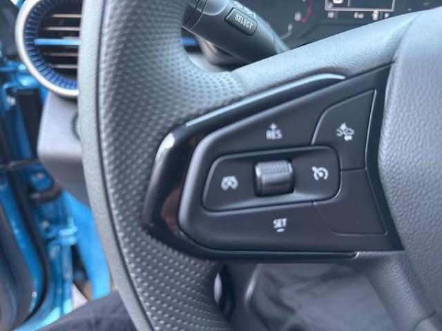 2025 Chevrolet Trax Vehicle Photo in MARION, NC 28752-6372