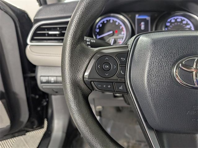 2018 Toyota Camry Vehicle Photo in ENGLEWOOD, CO 80113-6708